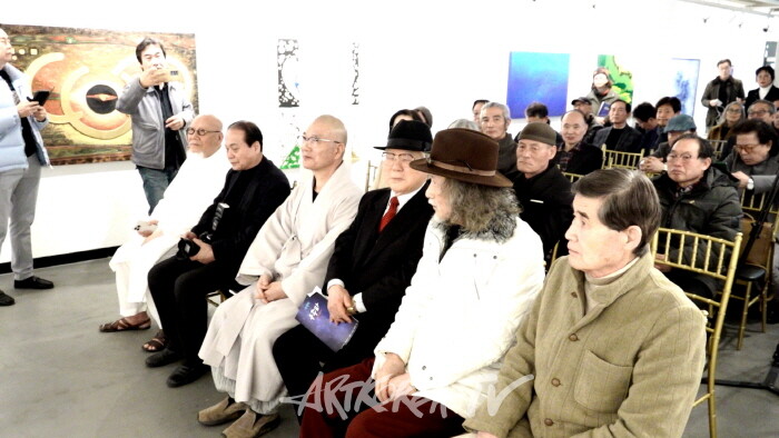 갤러리 모나리자 산촌, ‘8인의 우주파 창립전’ 개막