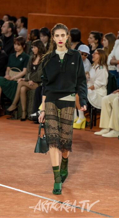 라코스테, 2025 FW 컬렉션에서 스포츠와 우아함의 경계를 허물다