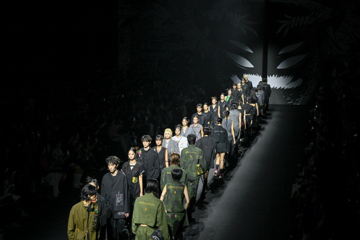 디자이너 김지만 '아트코리아방송 문화예술 디자이너대상' -사진 디자이너 만지 제공