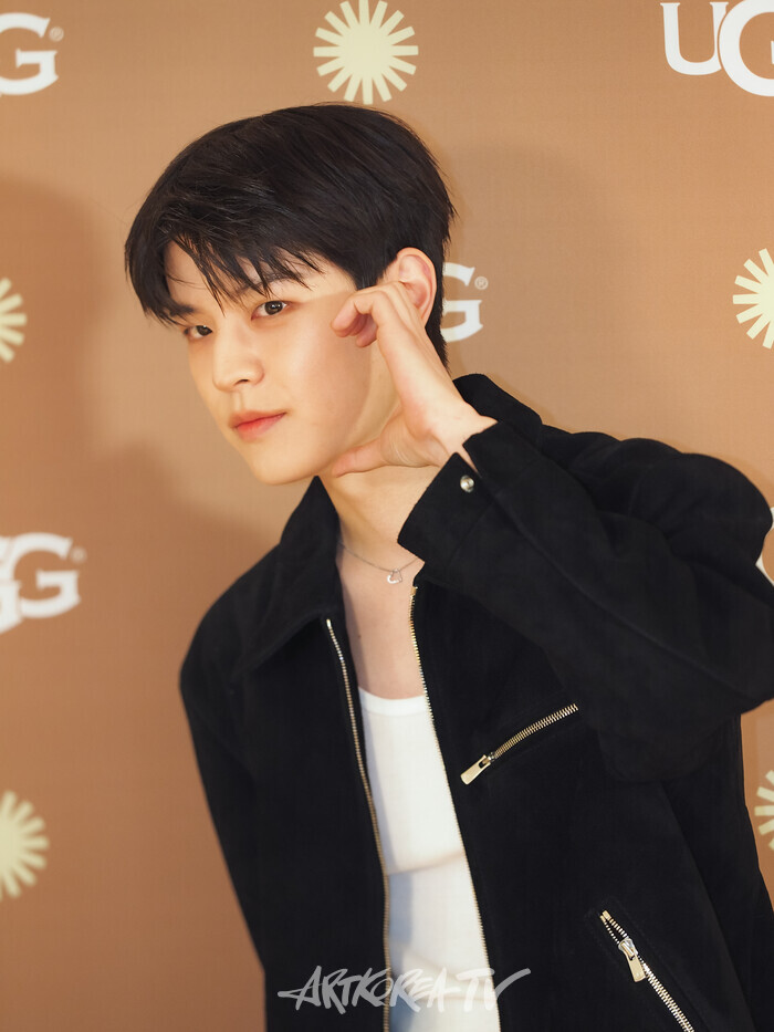 어그(UGG) 도산 플래그십스토어 오픈 기념 포토월 행사(스트레이키즈 승민) 2025.03.20 사진 ⓒ아트코리아방송 이용선 기자