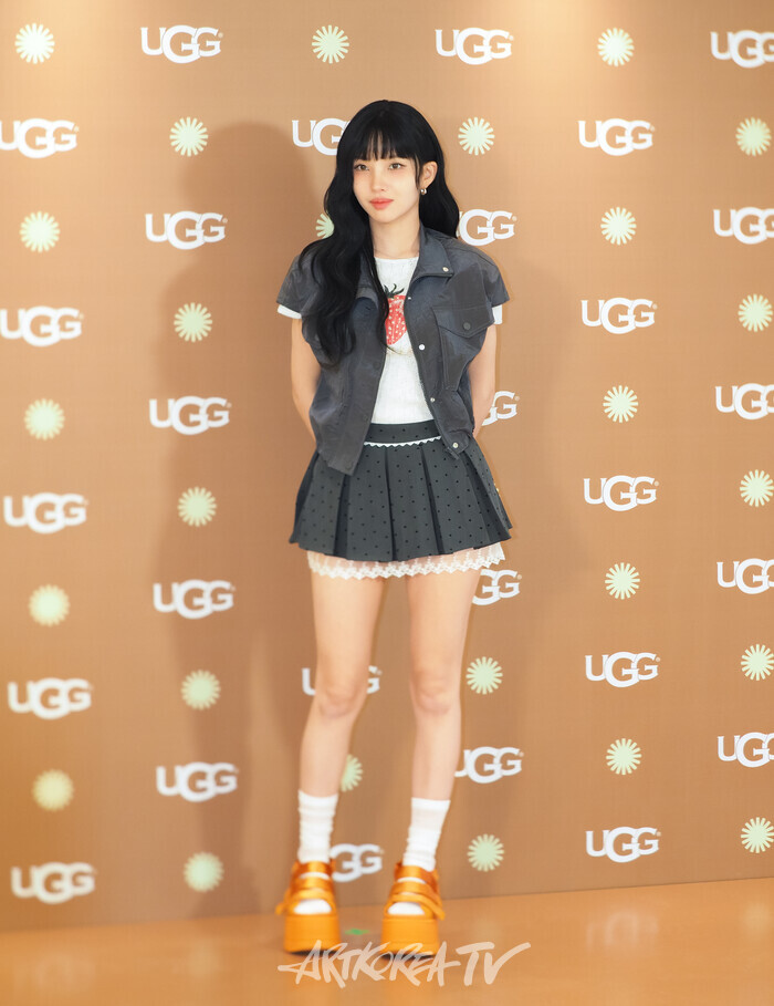 어그(UGG) 도산 플래그십스토어 오픈 기념 포토월 행사((여자)아이들 소연) 2025.03.20 사진 ⓒ아트코리아방송 이용선 기자