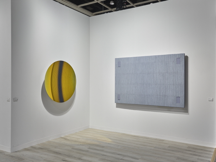 아트 바젤 홍콩 2025 국제갤러리 부스 설치전경사진: Kitmin Lee이미지 제공: 국제갤러리