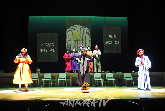 연극 '코믹' 프레스콜(에피소드- 새 장수) 2025.03.28 사진 ⓒ아트코리아방송 이용선 기자​