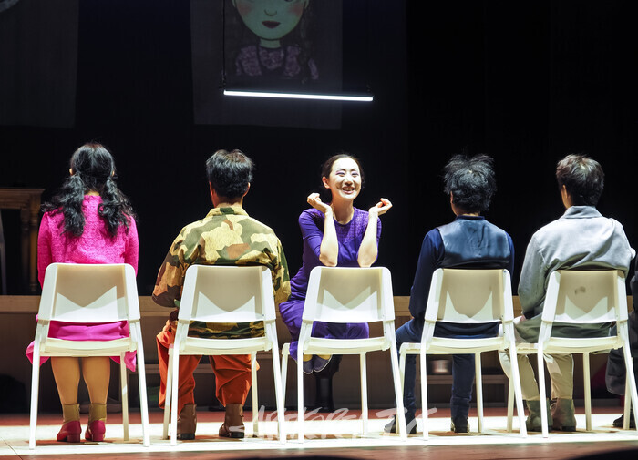 연극 '코믹' 프레스콜(에피소드- 떠넘기기) 2025.03.28 사진 ⓒ아트코리아방송 이용선 기자​