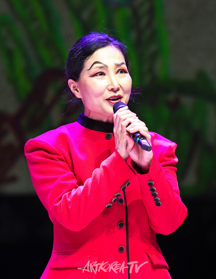 연극 '코믹' 프레스콜(에피소드- 수족관) 2025.03.28 사진 ⓒ아트코리아방송 이용선 기자​