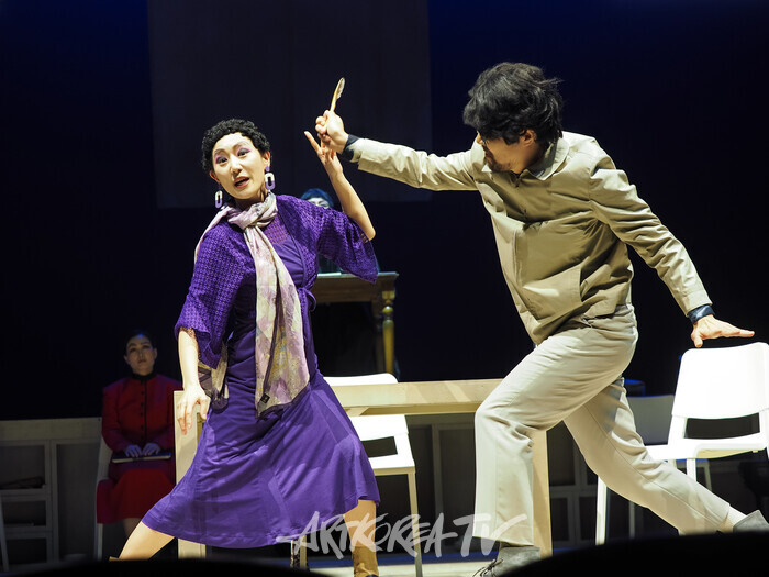 연극 '코믹' 프레스콜(에피소드- 이혼 법정) 2025.03.28 사진 ⓒ아트코리아방송 이용선 기자​