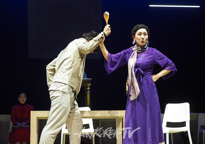 연극 '코믹' 프레스콜(에피소드- 이혼 법정) 2025.03.28 사진 ⓒ아트코리아방송 이용선 기자​