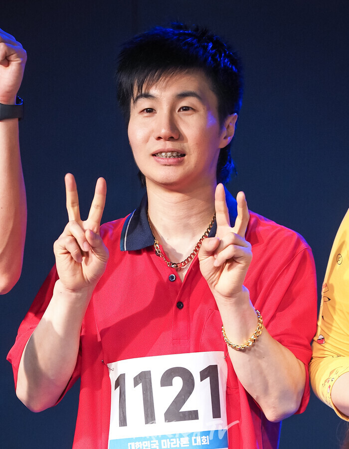 연극 '다시뛴다' 커튼콜(동찬 역 조성준) 2025.03.28 사진 ⓒ아트코리아방송 이용선 기자​