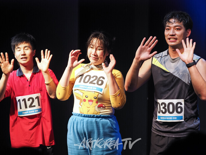 연극 '다시뛴다' 커튼콜(사진 왼쪽부터 조성준-이서린-윤상민) 2025.03.28 사진 ⓒ아트코리아방송 이용선 기자​