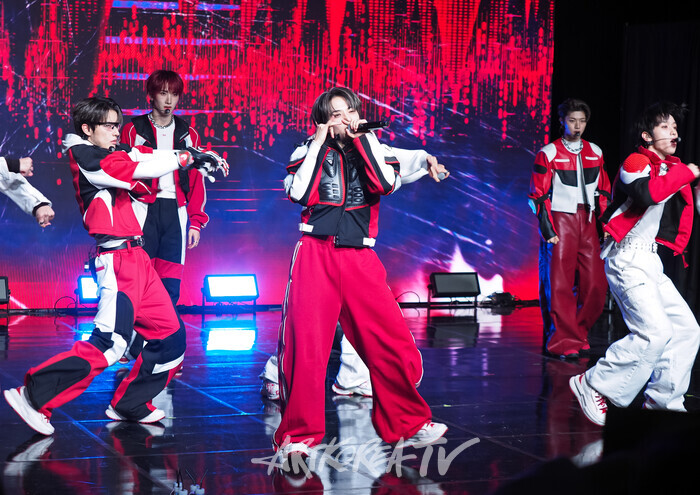 싸이커스 다섯 번째 미니 앨범 '하우스 오브 트리키 : 스퍼'(HOUSE OF TRICKY : SPUR) 발매 기념 쇼케이스. 2025.04.03 사진 ⓒ아트코리아방송 이용선 기자​