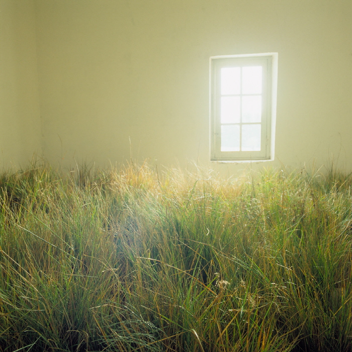 베르나르 포콩_ 12번째 사랑의 방 12eme chambre d_amour 1985©Bernard Faucon 사진제공 공근혜갤러리