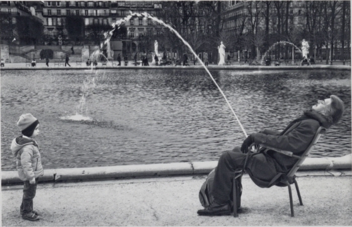 펜티 사말라티 Fountain, Paris, 2011_ © Pentti Sammallahti, 사진제공 공근혜갤러리