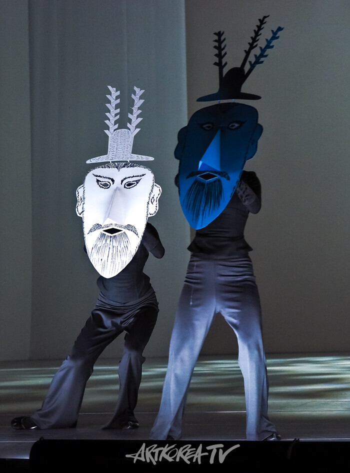 국립무용단 '미인' 프레스콜(탈춤) 2025.04.03 사진 ⓒ아트코리아방송 이용선 기자​