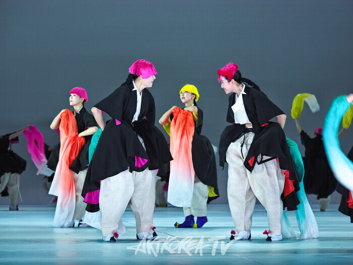 국립무용단 '미인' 프레스콜(탈춤) 2025.04.03 사진 ⓒ아트코리아방송 이용선 기자​