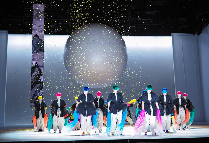 국립무용단 '미인' 프레스콜(탈춤) 2025.04.03 사진 ⓒ아트코리아방송 이용선 기자​