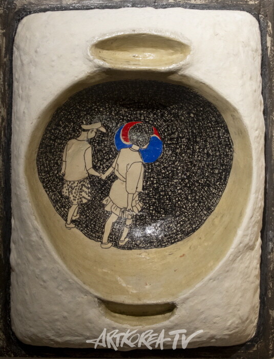 박성남-kenosis-태극태극 놀던 달아, mixed media 46×30cm 2025-사진 김한정 기자