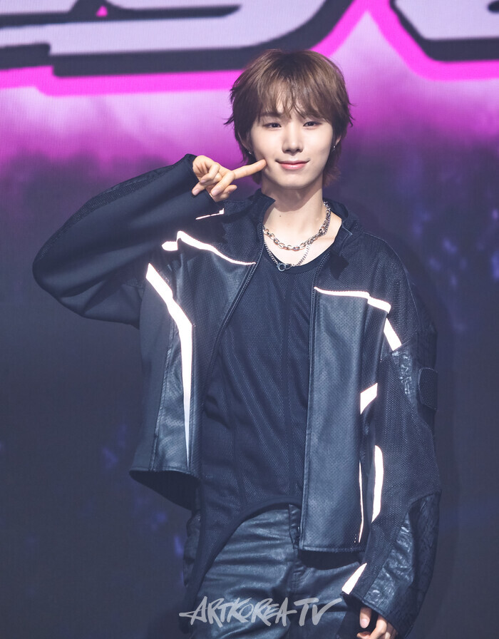 네 번째 싱글 '뱅 아웃'(BANG OUT) 쇼케이스(원준) 2025.04.09 사진 ⓒ아트코리아방송 이용선 기자​