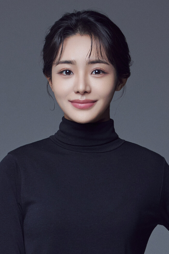 배우 임예진. 제공 라이브러리컴퍼니