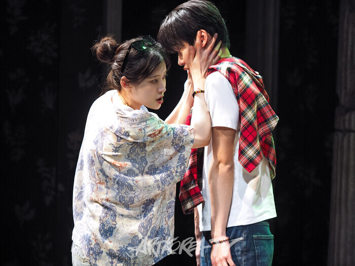 연극 '프라이드' 스페셜 장면 시연(올리버 역 김이준, 실비아 역 홍금비) 2025.04.18 사진 ⓒ아트코리아방송 이용선 기자​