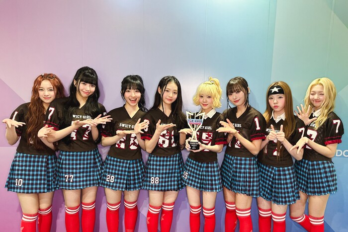 유니스 단체 이미지. 제공 F&F엔터테인먼트, MBC M '쇼! 챔피언' 방송 캡처