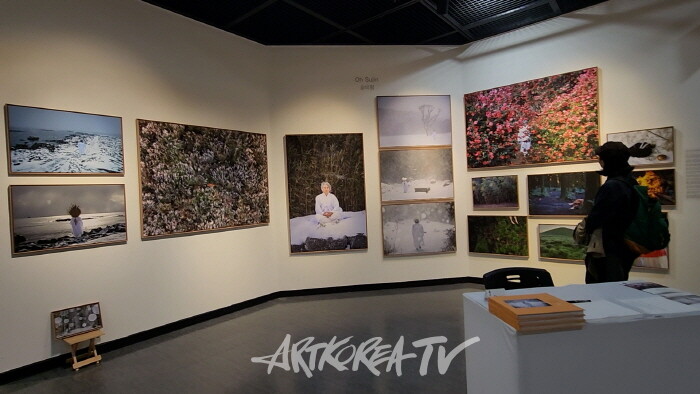 오수진 사진작가, 제주의 숨결을 담은 ‘숨비령’