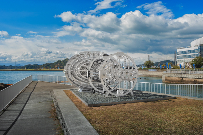 부지현 작가, 대형 설치작품 '더 홈(The Home)' 선보인다-사진 부지현 작가 제공
