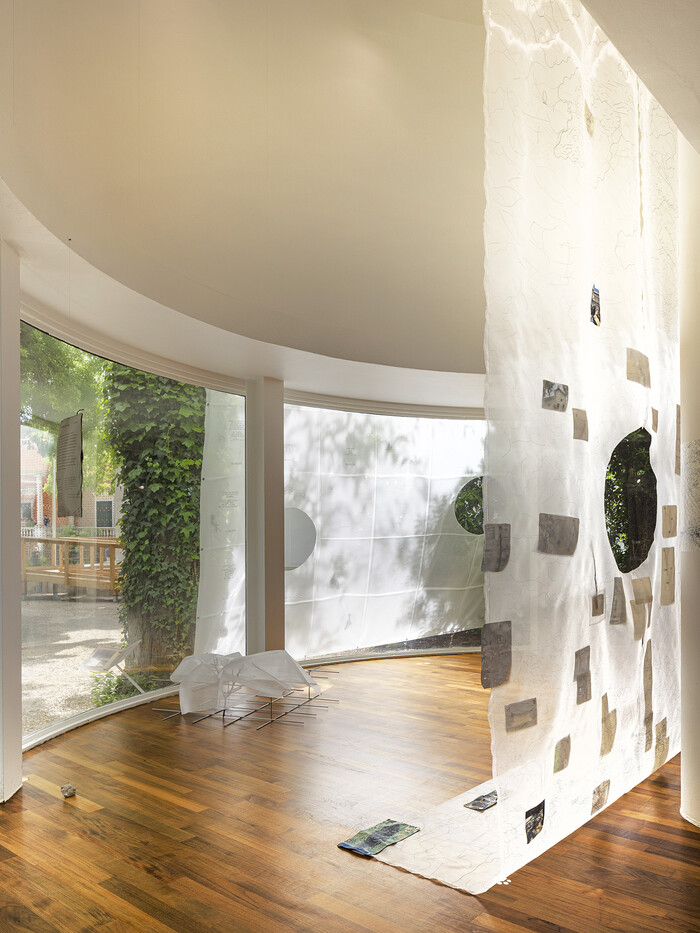 이다미, 덮어쓰기, 덮어씌우기, 2024. 사진 최용준 ⓒ2025 한국관 추진단