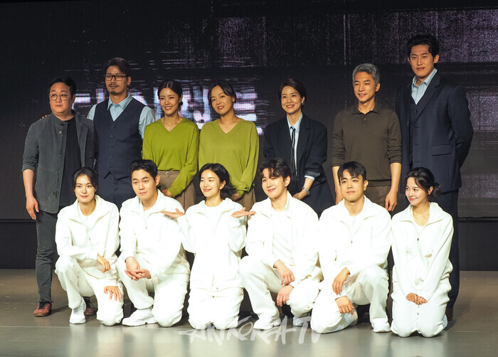 연극 '디 이펙트' 프레스콜. 2025.06.19 사진 ⓒ아트코리아방송 이용선 기자​