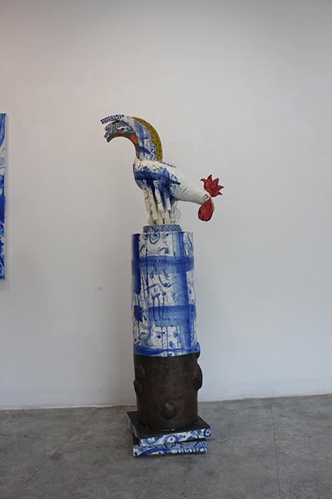 rooster1, 155x50x43, ceramic, 2023-사진제공 장은선갤러리