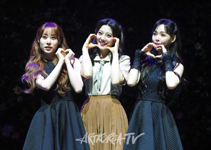 뮤지컬 '프리다' 프레스콜(메모리아 역 유연정-박시인-허윤슬). 2025.06.26 사진 ⓒ아트코리아방송 이용선 기자​