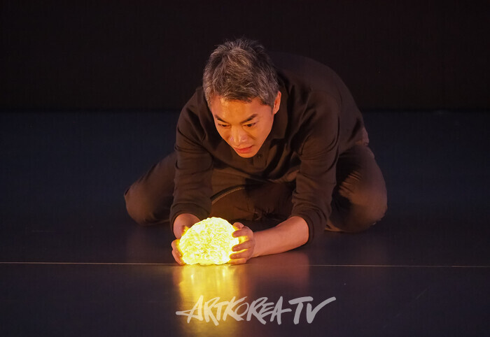 연극 '디 이펙트' 프레스콜(김영민) 2025.06.19 사진 ⓒ아트코리아방송 이용선 기자​