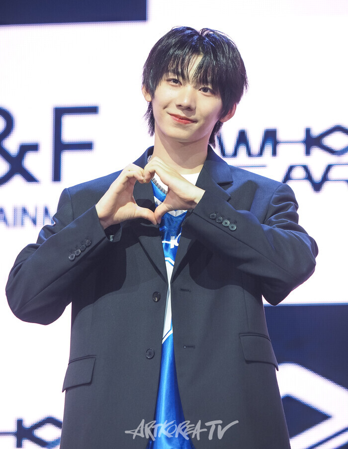 그룹 아홉의 첫 번째 미니앨범 '후 위 아'(WHO WE ARE) 발매기념 쇼케이스(박한) 2025.07.01 사진 ⓒ아트코리아방송 이용선 기자​