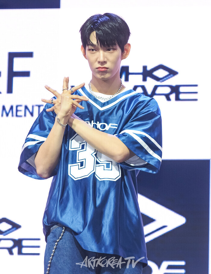 그룹 아홉의 첫 번째 미니앨범 '후 위 아'(WHO WE ARE) 발매기념 쇼케이스(스티븐) 2025.07.01 사진 ⓒ아트코리아방송 이용선 기자​