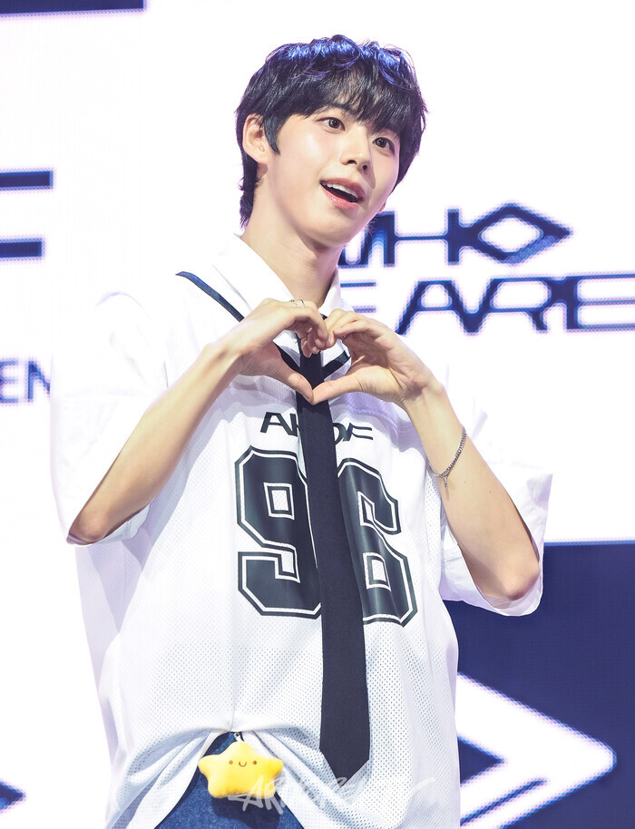 그룹 아홉의 첫 번째 미니앨범 '후 위 아'(WHO WE ARE) 발매기념 쇼케이스(서정우) 2025.07.01 사진 ⓒ아트코리아방송 이용선 기자​