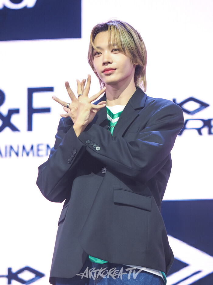 그룹 아홉의 첫 번째 미니앨범 '후 위 아'(WHO WE ARE) 발매기념 쇼케이스(장슈아이보) 2025.07.01 사진 ⓒ아트코리아방송 이용선 기자​