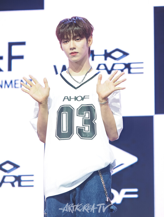 그룹 아홉의 첫 번째 미니앨범 '후 위 아'(WHO WE ARE) 발매기념 쇼케이스(제이엘) 2025.07.01 사진 ⓒ아트코리아방송 이용선 기자​