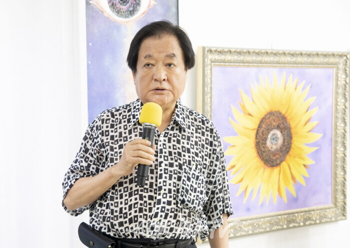 신상갤러리 어양우 관장-사진 김한정 기자