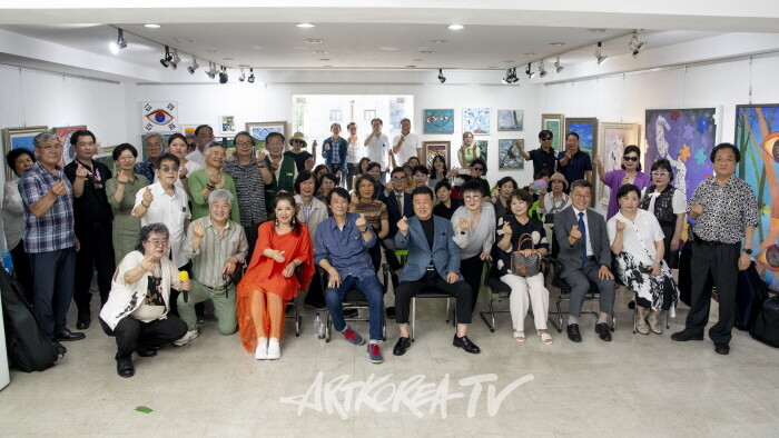 단체사진 촬영 -사진 김한정 기자