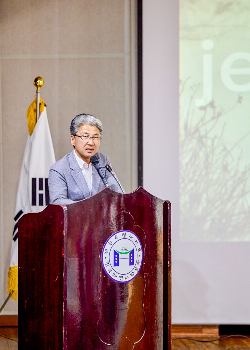 제주의 숨결을 담은 사진전, 오수진 작가 '숨비령' 출판기념회 및 개전식 성료-사진제공 오수진 작가