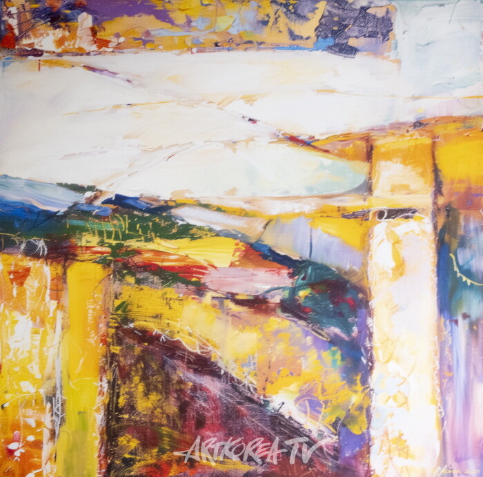 Columnar Joint of the Giant's Causeway-by Professor Emeritus PARK Jongkwan.  2025 50.0x50.0cm, pigment print on canvas. 주상절리는 현무암이 갈라져 생긴 미지형으로 당연히 검은색을 띤다. 주상절리를 형상화한 탓일까? 주상절리를 그려달라는 말에 이런 놀라운 붉고 노란 주상절리를 그려주었다. AI의 예술성이 놀랄 따름이다.-사진 김한정 기자