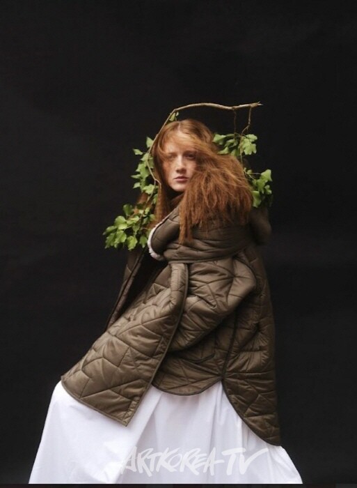 [패션기획 인터뷰] 프랑스 파리 EKJO 조은경 디자이너, 세계 패션계를 흔들다