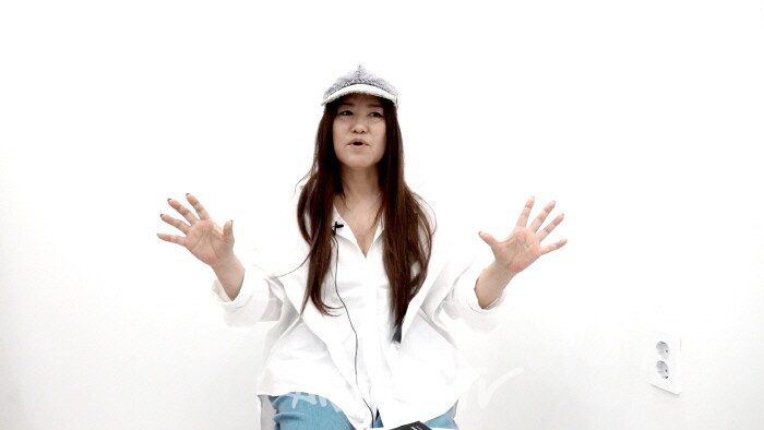 [패션기획 인터뷰] 프랑스 파리 EKJO 조은경 디자이너, 세계 패션계를 흔들다