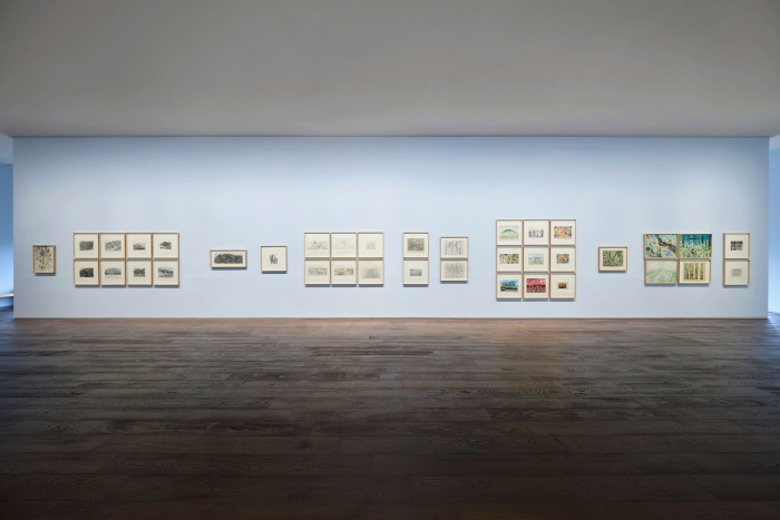 Installation view of 'On Paper' Kim Chong Hak, Johyun Gallery, 2025, ⓒKim Sangtae, Johyun Gallery_3-사진제공 조현화랑