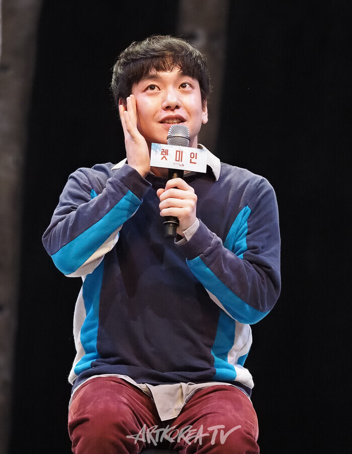연극 '렛미인' 프레스콜(오스카 역 천우진) 2025.07.08 사진 ⓒ아트코리아방송 이용선 기자​