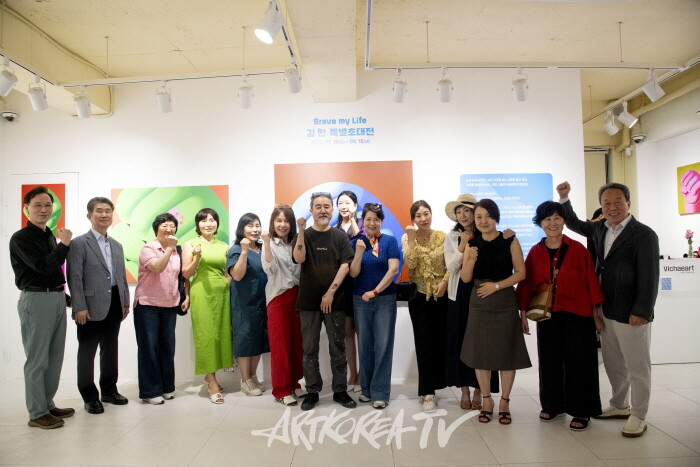 -사진 김한정 기자 단체사진 촬영-사진 김한정 기자