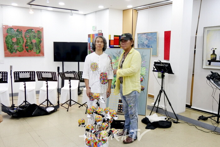 예술의 끌림, 경계를 넘어선 융합의 무대 '제11회 끌림전' 개막-사진 최윤영 기자