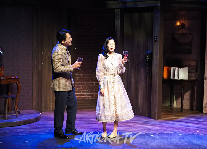 연극 '사의 찬미' 프레스콜(나혜석 역 이예원, 최린 역 김태향) 2025.07.10 사진 ⓒ아트코리아방송 이용선 기자​