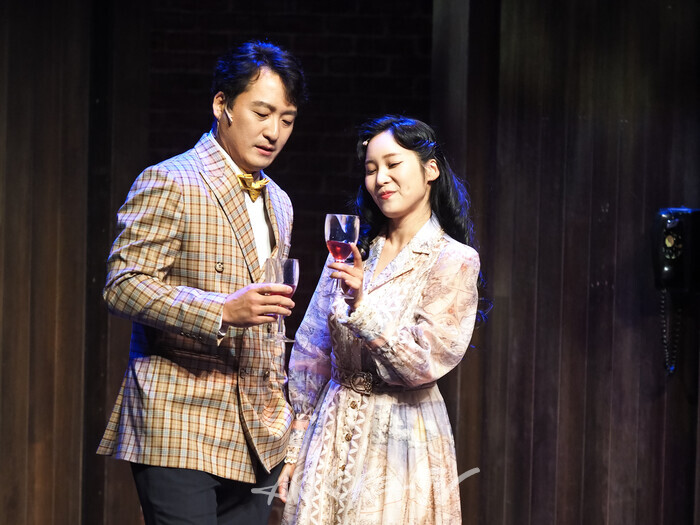 연극 '사의 찬미' 프레스콜(나혜석 역 이예원, 최린 역 김태향) 2025.07.10 사진 ⓒ아트코리아방송 이용선 기자​