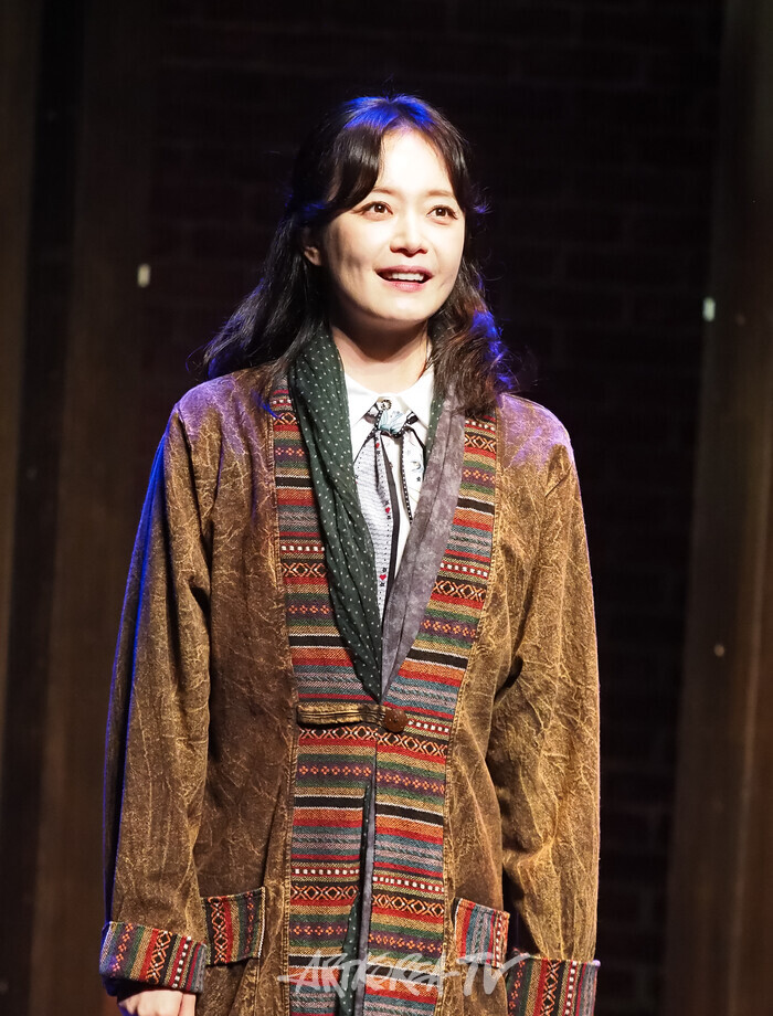 연극 '사의 찬미' 프레스콜(로미 역 전소민) 2025.07.10 사진 ⓒ아트코리아방송 이용선 기자​