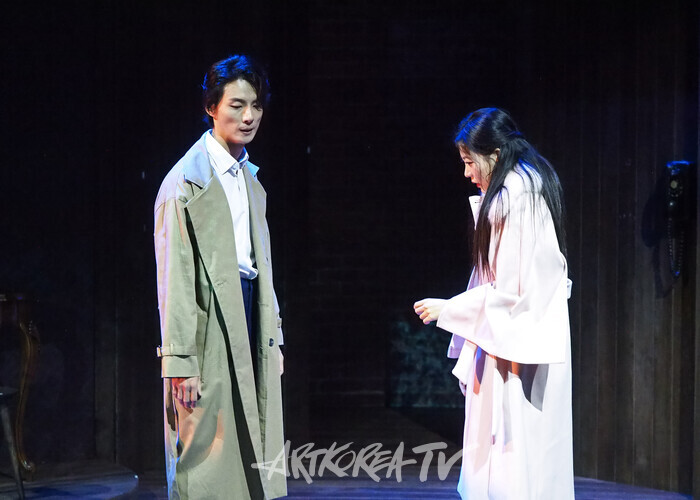 연극 '사의 찬미' 프레스콜(윤심덕 역 서예화, 김우진 역 윤시윤) 2025.07.10 사진 ⓒ아트코리아방송 이용선 기자​